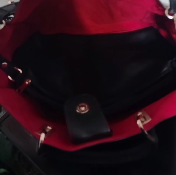 🖤❤️NWT Black Tote Bag ❤️🖤 - Picture 6 of 9